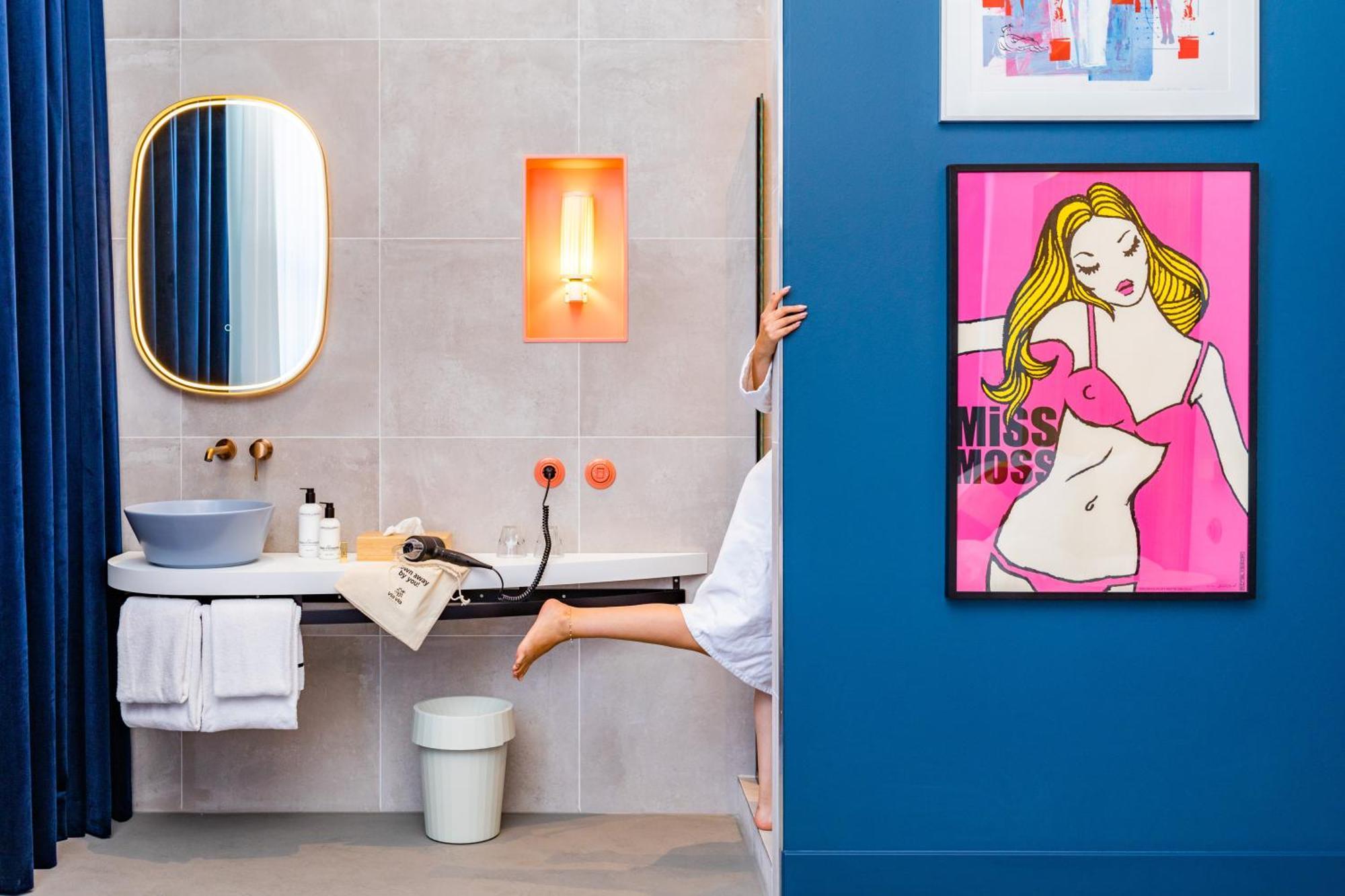Vie Via - Your Hotel